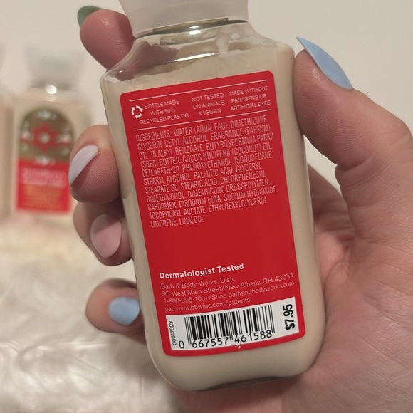 3 Strawberry Pound Cake Travel Lotions from Bath & Body Works 🍓 - Picture 4 of 4